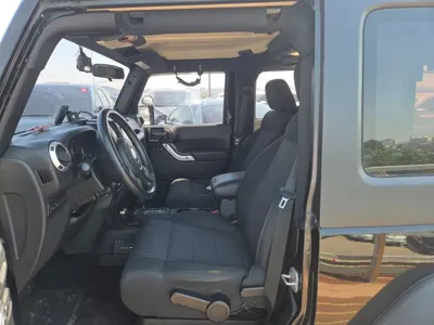 Jeep Wrangler 2011, 236050 км, за 10100000 KRW
