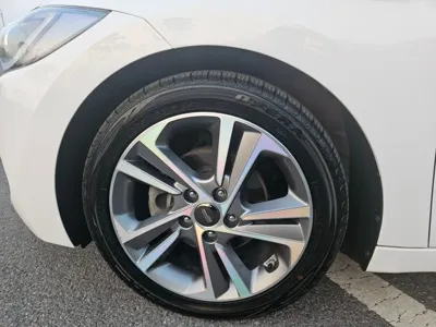 Hyundai Avante 2018, 75817 км, за 12900000 KRW - фото 5
