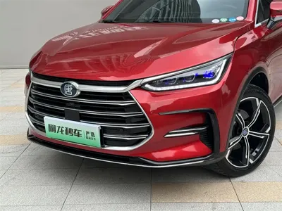 BYD Tang New Energy 2021, 81000 км, за 75000 CNY