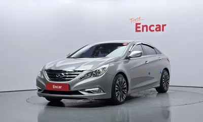 Hyundai Sonata · 2013 год