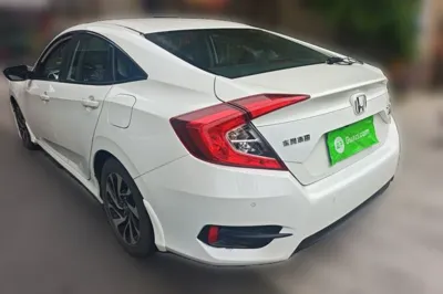 Honda Civic 2016, 55300 км, за 45532.8 CNY - фото 5