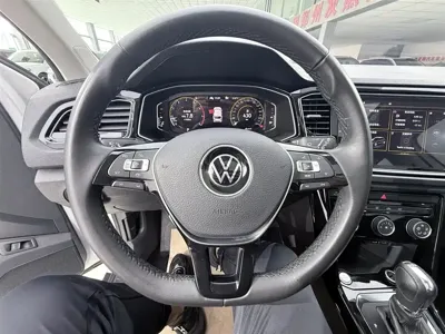 Volkswagen T-Roc 2022, 36000 км, за 107800 CNY - фото 11