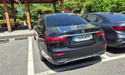 Mercedes-Benz E-Class 2023, 48371 км, за 32400000 KRW