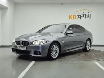 BMW 5-Series · 2016 год