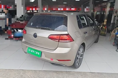 Volkswagen Golf 2020, 77500 км, за 74134.52 CNY - фото 6