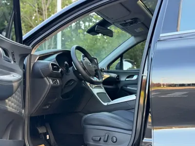 Hyundai Santa Fe 2022, 38000 км, за 102800 CNY