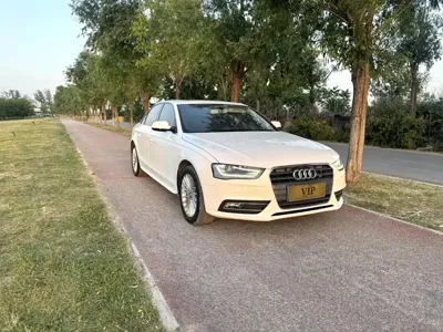 Audi A4L 2015, 99000 км, за 41800 CNY