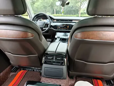 Audi A8 2020, 141000 км, за 278000 CNY - фото 13