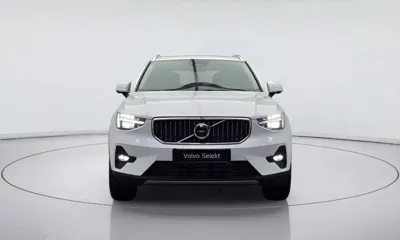 Volvo XC40 2026, 8966 км, за 43000000 KRW