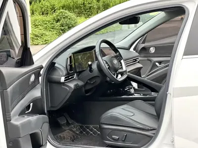 Hyundai Elantra 2021, 35000 км, за 52800 CNY - фото 8