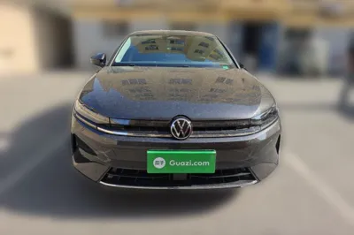 Volkswagen Sagitar 2026, 5200 км, за 113118.21 CNY