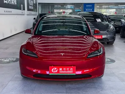 Tesla Model 3 2025, 27000 км, за 178800 CNY