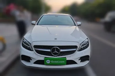Mercedes-Benz C-Class 2021, 40100 км, за 123831.81 CNY