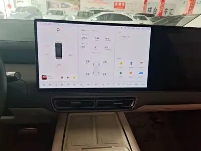 Li Auto Li MEGA 2025, 16299 км, за 431300 CNY - фото 13