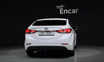 Hyundai Avante 2015, 127570 км, за 4500000 KRW