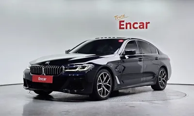 BMW 5-Series · 2022 год