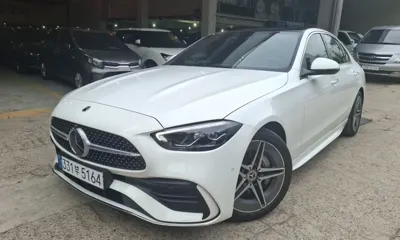 Mercedes-Benz C-Class · 2025 год