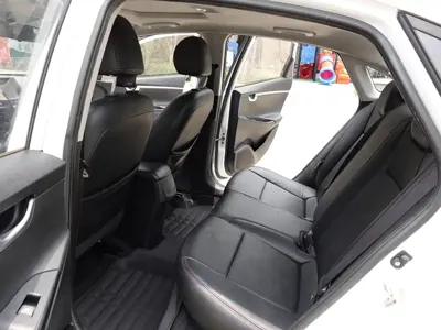 Hyundai Elantra 2018, 110000 км, за 25700 CNY - фото 11