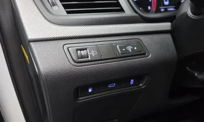 Hyundai Sonata 2018, 104808 км, за 10900000 KRW - фото 16