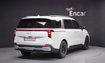 Kia Canival 2025, 11800 км, за 39240000 KRW