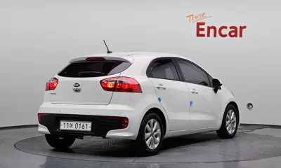 Kia Pride 2017, 22644 км, за 7900000 KRW