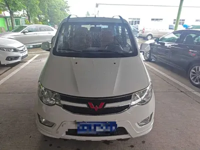 Wuling Hongguang 2019, 44800 км, за 24300 CNY - фото 3