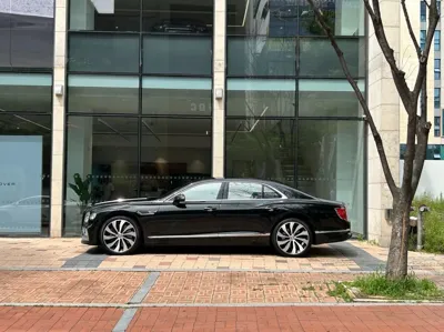 Bentley Flying Spur 2021, 47777 км, за 190500000 KRW - фото 9