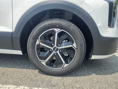Kia Niro 2026, 244 км, за 27910000 KRW - фото 5