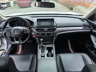 Honda Accord 2019, 64000 км, за 79800 CNY - фото 11
