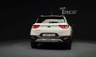 Kia Stonic 2018, 137984 км, за 7890000 KRW