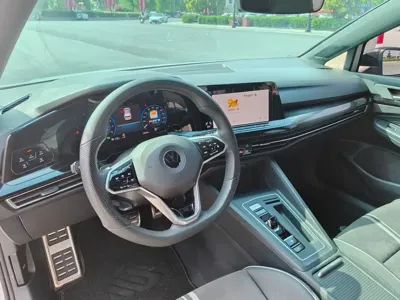 Volkswagen Golf 2024, 16000 км, за 108000 CNY - фото 9