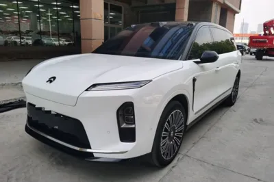Nio ES8 · 2026 год