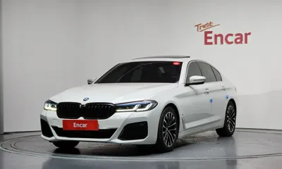 BMW 5-Series · 2018 год