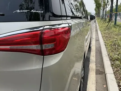 Buick GL8 2019, 212000 км, за 88600 CNY - фото 11