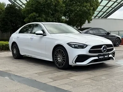 Mercedes-Benz C-Class 2023, 42000 км, за 172000 CNY