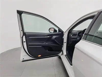 Toyota Camry 2018, 204000 км, за 56800 CNY - фото 8