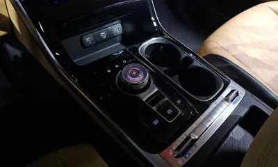 Kia Canival 2023, 37411 км, за 31000000 KRW - фото 9