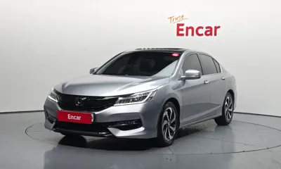 Honda Accord · 2017 год