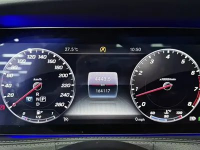 Mercedes-Benz S-Class 2018, 160000 км, за 348000 CNY - фото 19