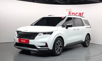Kia Canival · 2023 год