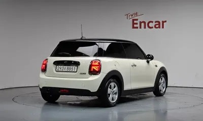 MINI Cooper 2019, 31662 км, за 13000000 KRW