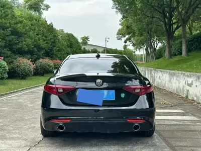 Alfa Romeo Giulia 2020, 58000 км, за 98800 CNY - фото 8