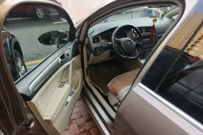 Volkswagen Golf 2014, 75400 км, за 37368.44 CNY - фото 8