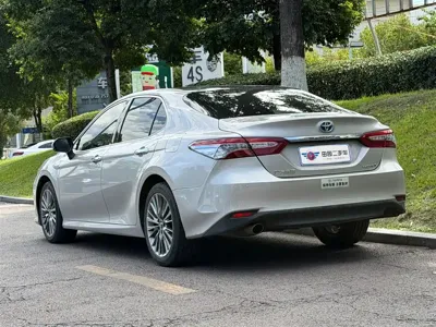 Toyota Camry 2019, 103000 км, за 89800 CNY