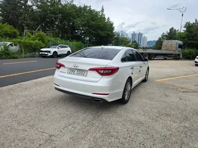 Hyundai Sonata 2015, 129139 км, за 7800000 KRW - фото 6