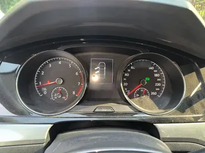 Volkswagen Lamando 2017, 160000 км, за 40300 CNY
