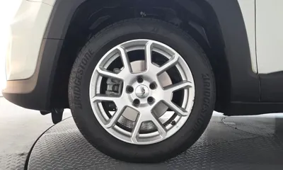 Jeep Renegade 2021, 19399 км, за 16000000 KRW - фото 5