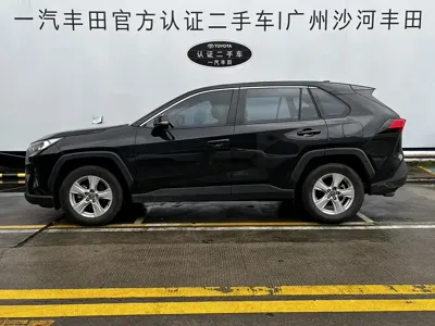 Toyota RAV4 2025, 38000 км, за 98800 CNY