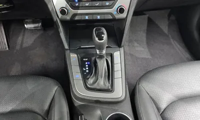 Hyundai Avante 2018, 125110 км, за 8800000 KRW - фото 9