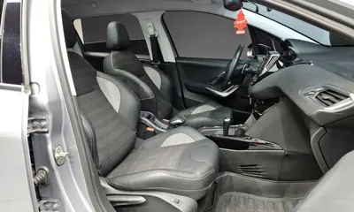 Peugeot 2008 2016, 117736 км, за 6700000 KRW - фото 11
